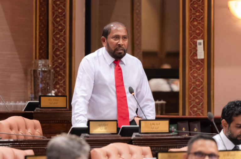 ލާމަރުކަޒީ ޤާނޫނަށް ގެނައި އިޞްލާހުތަކުގެ ސަބަބުން ފައިދާވާނީ ރައްޔިތުންނަށް، ސަރުކާރަކަށް ނޫން: ޤާސިމް