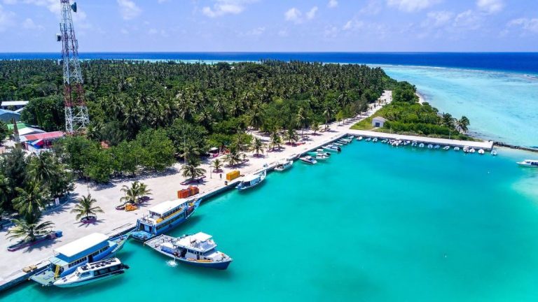 ތޮއްޑޫގައި ނަމާދު ވަގުތުތަކުގައި 30 މިނެޓަށް ކުޅިވަރު ކުޅޭ ތަންތަން ބަންދުކުރަން ނިންމައިފި