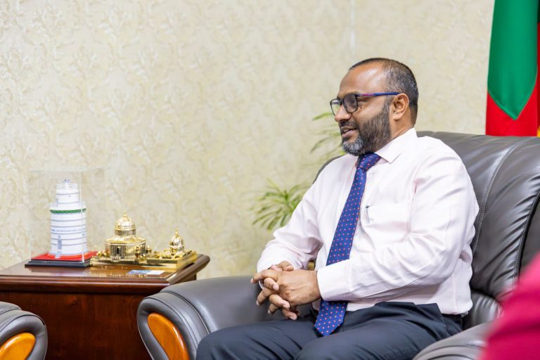 އެމްއެންޔޫ އިމާމުންގެ ޕީއެޗްޑީ ޕްރޮގްރާމްތަކަށް މިނިސްޓްރީގެ ފަރާތުން ސްޕޮންސަރ ދޭން ނިންމައިފި