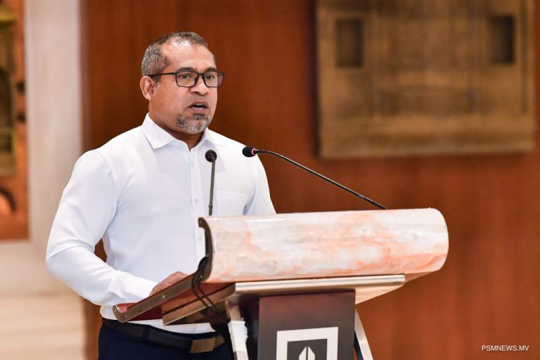 ޚާރިޖީ ވަޒީރު ދުބާއީއަށް ފުރާވަޑައިގެންފި