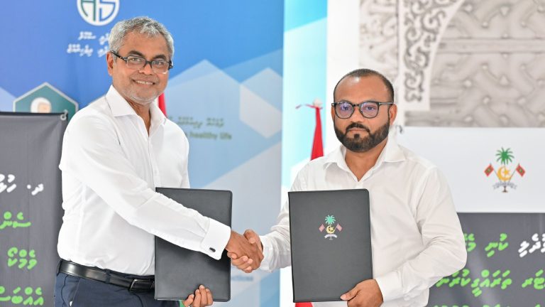 ހުޅުދެލީގައި ވޭސްޓް މެނޭޖްމަންޓް ސެންޓަރެއް ޤާއިމްކޮށްފި