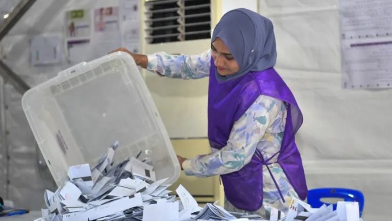 ބައި އިލެކްޝަނުގެ ބޮޑު ކާމިޔާބީއެއް ޕީއެންސީއަށް!