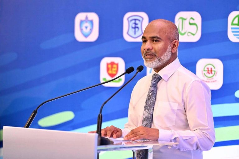 ސާނަވީ ނިންމާ އިމްތިޙާނުތަކުގައި ބައިވެރިވާ ދަރިވަރުންނަށް މިނިސްޓަރ ހިތްވަރުދެއްވައިފި