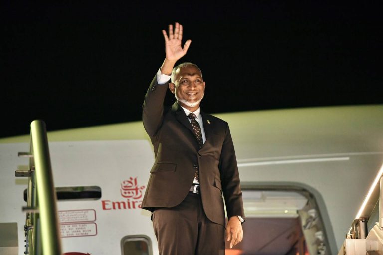 ރައީސުލްޖުމްހޫރިއްޔާ، ރަސްމީ ދަތުރުފުޅެއްގައި މެލޭޝިއާއަށް ވަޑައިގަތުމަށް ނިންމަވައިފި