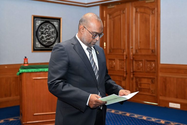 ސީއެސްސީ ގެ ނައިބު ރައީސް ކަމަށް މުހައްމަދު މުޖުތާޒް އައްޔަންކުރަން ރުހުންދީފި