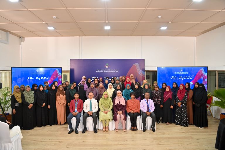 "އަންހެންވެރިންގެ ސައްލާ" ފެށުމުގެ ރަސްމިއްޔާތު މެޑަމް ސާޖިދާ ޝަރަފުވެރިކޮށްދެއްވައިފި