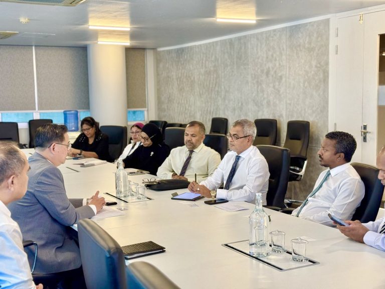 ޝަންގްރިލާ ވިލިނގިލި އަލުން ހުޅުވުމަށް ކުރެވެމުންދާ މަސައްކަތްތަކާ ގުޅޭގޮތުން މަޝްވަރާކޮށްފި