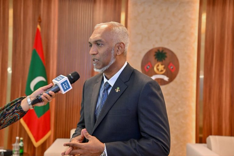 މި ހާލަތުން ސިޔާސީ ފައިދާ ނަގަން އުޅޭ މީހުންނަށް އެ ޖާގަ ނުދިނުމަށް ރައީސް ޒުވާނުންނަށް އިލްތިމާސްކުރައްވައިފި