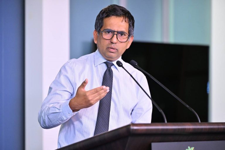 ސިޔާސީ ޕާޓީގެ ނަމުގައި ކުރަނީ ފުރައްސާރަ: މިނިސްޓަރު ސައީދު