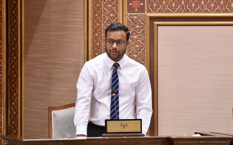 ގުޅިފަޅުން ގޯތި ލިބުނު މީހުންގެ ރަޖިސްޓްރީ އަންނަ މަހު ހަވާލުކުރަން ފަށާނެ: ވަޒީރު