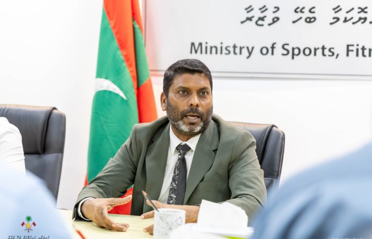 ބައިނަލްއަގްވާމީ ގޭމްސްއެއް ރާއްޖޭގައި ބޭއްވުމަކީ އަމާޒެއް: ވަޒީރު