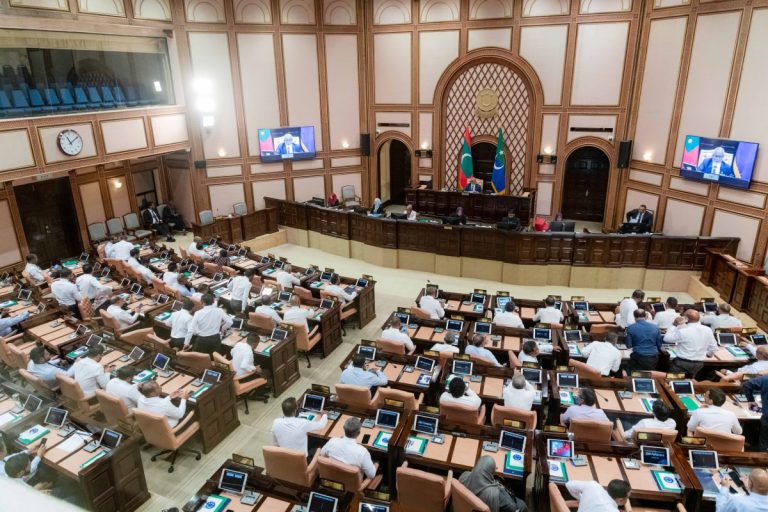 ބޯހިޔާވަހިކަމަށް އެންމެ ބޭނުންޖެހިފައިވާ ފަރާތްތަކަށް އެ ފުރުޞަތު ހޯދައިދިނުމާ ގުޅޭ ބިލެއް މަޖިލީހަށް ހުށަހަޅައިފި