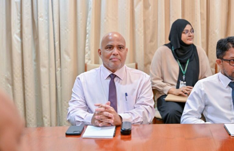 ދަރިވަރުންނަށް އަވަހަށް ޖަވާބު ލިބޭނެ އިންތިޒާމު ހަމަޖެއްސުމަށް ބޭނުންވާ ޚާއްސަ ޕޯޓަލްއެއް ޤާއިމުކުރުނީ