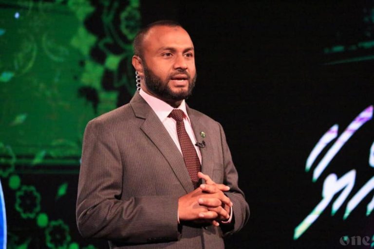 ކޯޓު މެދުވެރިކޮށް މަރު ސާބިތުކޮށް މުޝްފިގުގެ ކަށުނަމާދު އަންނަ ހުކުރުދުވަހު އިސްލާމިކް މަރުކަޒުގައި ބާއްވަނީ