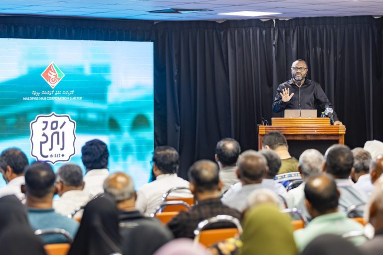 ރައީސްގެ އިރުޝާދުގެ ދަށުން ޙައްޖުވެރިންގެ ކަންކަން ފަސޭހަ ކުރުމަށް ގިނަ މަސައްކަތްތަކެއް އަންނަނީ ކުރެވެމުން: ވަޒީރު
