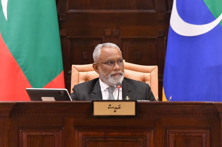 އިސްކަންދެނީ ޚިދުމަތްތަކާ ގުޅޭ ބިލުތައް އަވަހަށް ފާސްކުރަން: މަޖިލީހުގެ ރައީސް