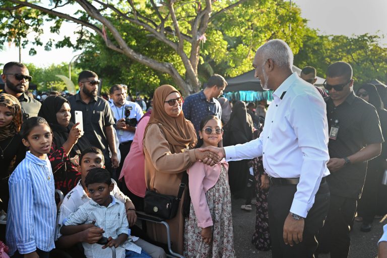 ދުނިޔެ ދެކެމުންދާ ކުރިއެރުމާއި ކާމިޔާބީގެ ފަހަތުގައި ތިބި ހަގީގީ ބަޠަލުންނަކީ މަންމައިން: ރައީސް