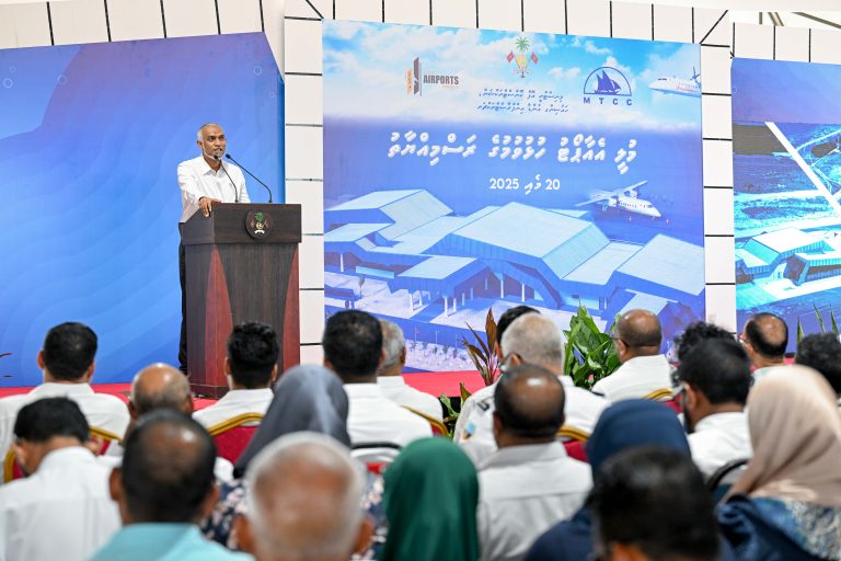 މ. މުލީ އެއާޕޯޓަކީ ގިނަ ދާއިރާތަކަކުން ކުރިއެރުން ހޯދައިދޭނެ ދޮރޯއްޓަކަށް ވެގެންދާނެ: ރައީސް