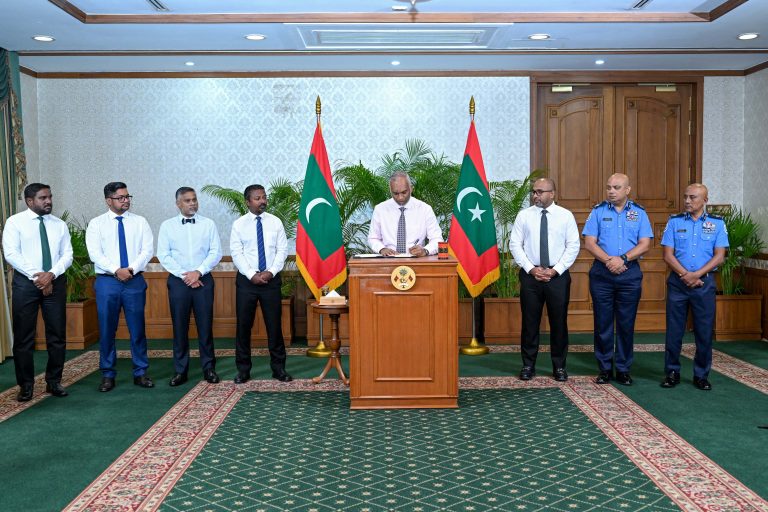 ގޭންގު ކުށްތައް ހުއްޓުވުމުގެ ބިލު ރައީސް ތަޞްދީޤުކުރައްވައިފި