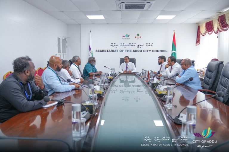 ހިތަދޫ ޕޯޓް ތަރައްޤީ ކުރުމާއި ގުޅޭގޮތުން މަޝްވަރާކޮށްފި