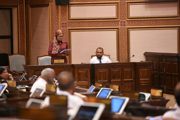 އޮޅުހިޔާ ފެސިލިޓީގެ ޖުމްލަ ބަޖެޓުން ބުޅަލަކަށް އަހަރަކު 5،416 ރުފިޔާ ހަރަދުވާނެ: މިނިސްޓަރު