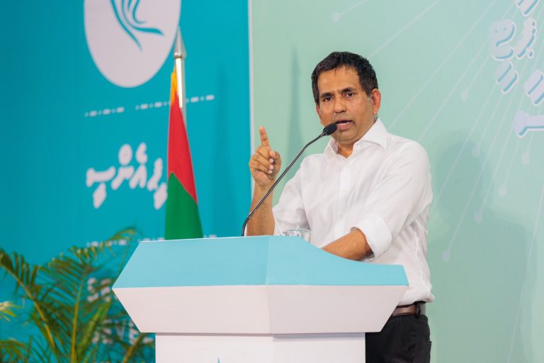ބަންކަރިންގެ ހިދުމަތަށް މިހާތަނަށް 7.4 މިލިއަން ޑޮލަރު ލިބިފައިވޭ: ވަޒީރު