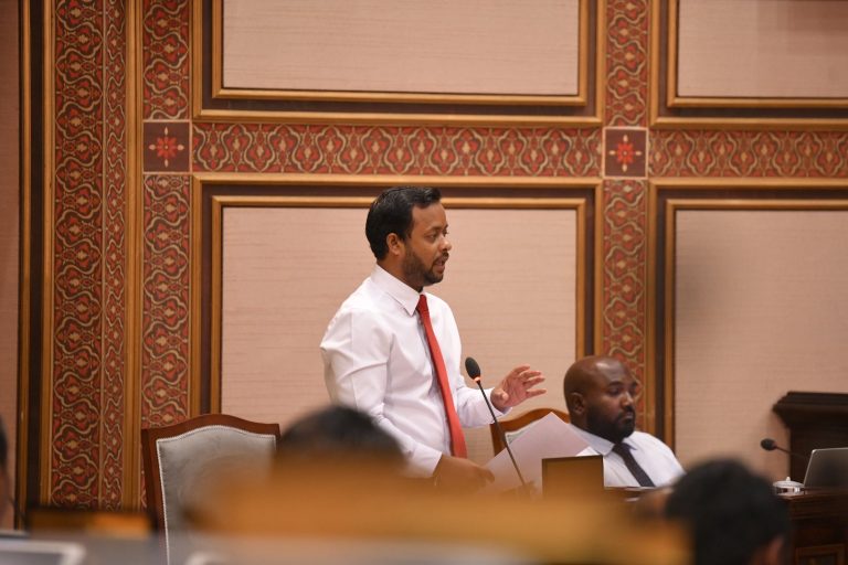 ތިނަދޫ ރޯހައުސްތަކަށް ކުރިމަތިލާން ހުޅުވާލާނީ ސަރުކާރުގެ "ހިޔާވެހި" ޕޯޓަލްގެ ތެރެއިން: ވަޒީރު