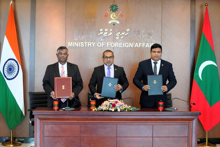 އާރު.ޓީ.އެލް ފެރީޕްރޮޖެކްޓަށް 100 މިލިއަން ދިވެހި ރުފިޔާގެ ހިލޭ އެހީ ދިނުމަށް އިންޑިއާ ސަރުކާރުން ނިންމަވައިފި