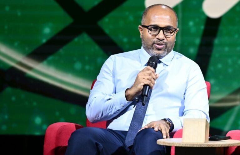 ޔުމްނު ވެއްޓުނު މައްސަލައިގައި ހެއްކާ ގަރީނާ ލިބޭ ވަރަކުން އަޅަންޖެހޭ ފިޔަވަޅުތައް ދާނީ އަޅަމުން: ވަޒީރު