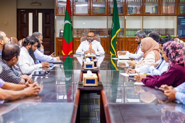 1446 ވަނަ އަހަރުގެ ޙައްޖު މިޝަންގެ މެމްބަރުންނާއި ވަޒީރު ޝަހީމް ބައްދަލުކުރައްވައިފި