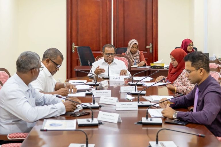 "ޖެނެރޭޝަނަލް ބޭން" އެއް ތަންފީޒުކުރުމަށް ހުށަހެޅުނު ބިލް ކޮމިޓީއިން ފާސްކޮށްފި
