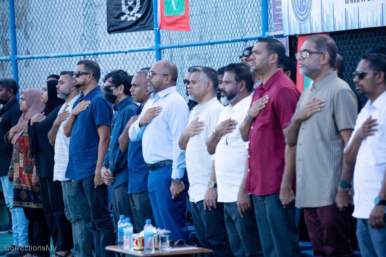 ގައިދީންގެ މެދުގައި އެކުވެރިކަން އާލާކުރުމަށް މާފުށީ ޖަލުގައި ފުޓުބޯޅަ މުބާރާތެއް ބާއްވައިފި