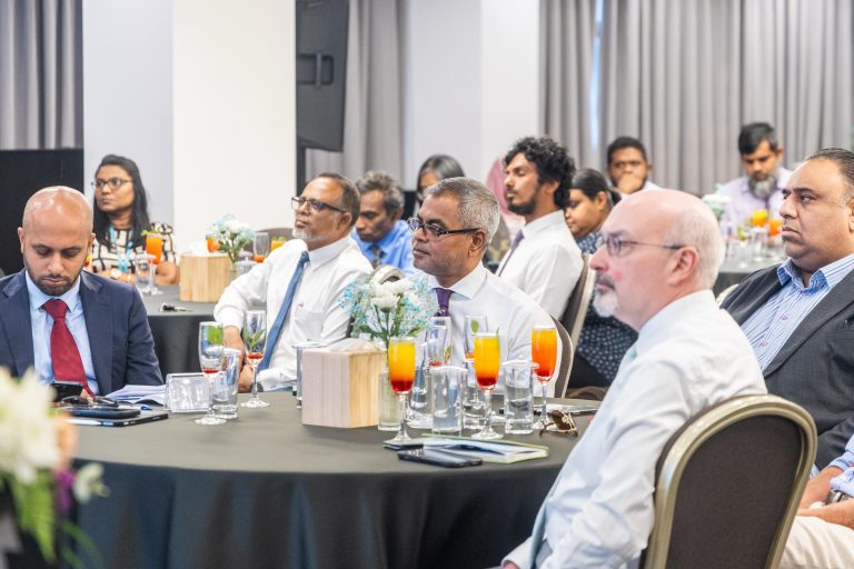 މާލެ ސަރަހައްދަށް ތަޢާރަފްކުރުމަށް ތައްޔާރުވަމުންދާ ޓްރާންސްޕޯރޓް މާސްޓާރ ޕްލޭނާ ގުޅޭ ސްޓޭކްހޯލްޑަރ ބައްދަލުވުމެއް ބާއްވައިފި