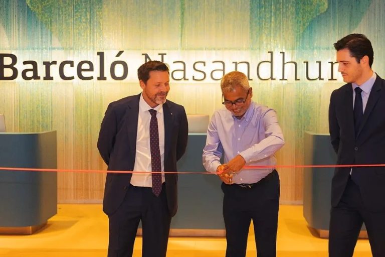 ބާސެލޯ ނަސަންދުރަ ރަސްމީކޮށް ހުޅުވައިފި
