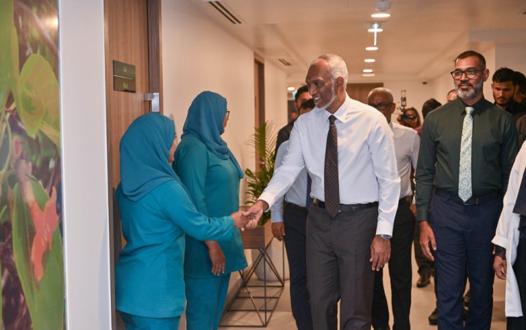 މި ސަރުކާރުން ނަރުހުންގެ އަގު ވަޒަންކޮށް ނަރުހުންނަށް ފައިދާހުރި އެތައްކަމެއް ފަހިކޮށްދޭނަން: ރައީސް