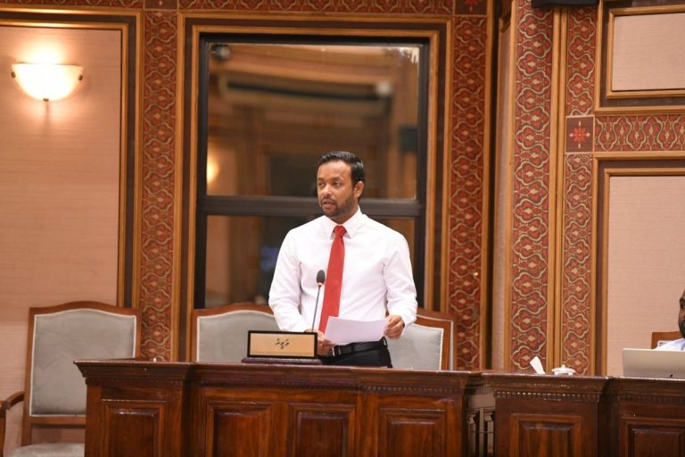 މަގޫދޫ އެއާޕޯޓުގެ މަސައްކަތް މި ދައުރުގައި ނިންމޭނެ: ވަޒީރު