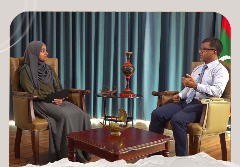 މިއަހަރުގެ ސެޕްޓެމްބަރ މަހުގެ ނިޔަލަށް ހުރިހާ އަތޮޅެއްގައި ޑައިލިސިސްގެ ޚިދުމަތް ފެށޭނެ: މިނިސްޓަރު