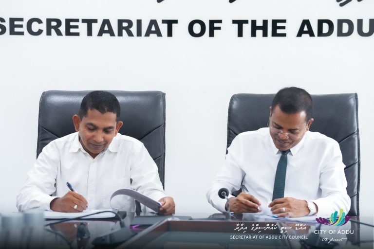 އައްޑޫ ސިޓީ ހިތަދޫ އަވަށުގައި ފްލޯޓިންގ ރެސްޓޯރަންޓަކާއި ތީމް ޕާރކެއް ޤާއިމްކުރަނީ
