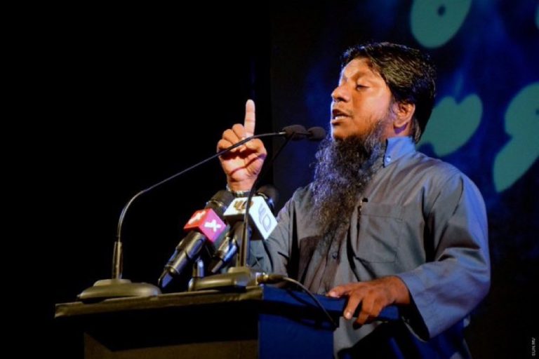 ޝައިޚް ފަރީދު ދީނީ ކަންކަމަށް މަގު ދެއްކެވުމުގައި އެ އަދާކުރެއްވި ހިތްވަރުގަދަ ދައުރުގެ ހަނދާންތަކަށް ނިމުމެއް ނެތް: ރައީސް