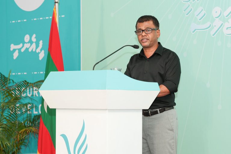 މިނޫނީ މިނިވަންކަމާއެކު ސިޔާސީ ވެރިންނަށް މަސައްކަތް ކުރުމުގެ ފުރުސަތު ތަންމިނަށް ހުޅުވާލި ޒަމާނެއް ނާދޭ: ވަޒީރު ނާޒިމް