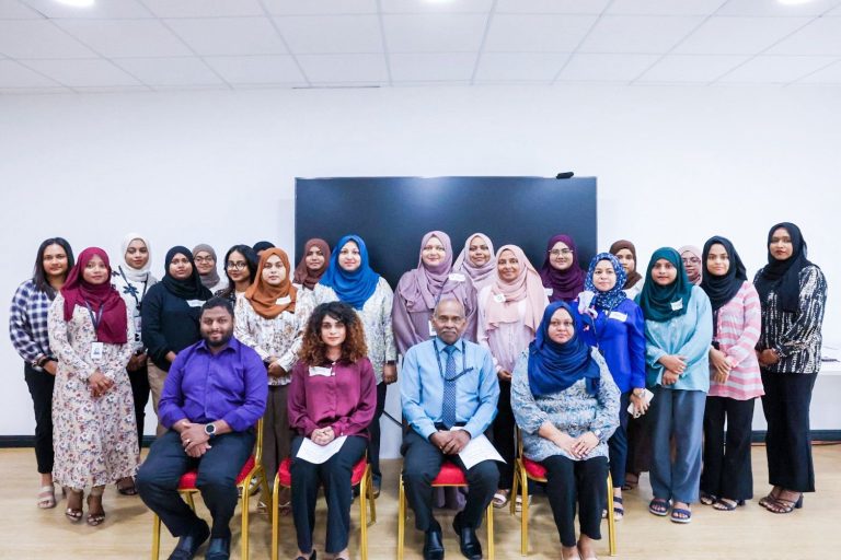 ޖެންޑަރ ސެންސިޓައިޒޭޝަން އަދި މެއިންސްޓްރީމިންގ ގެ ޓީއޯޓީ ޕްރޮގްރާމެއް ފަށައިފި
