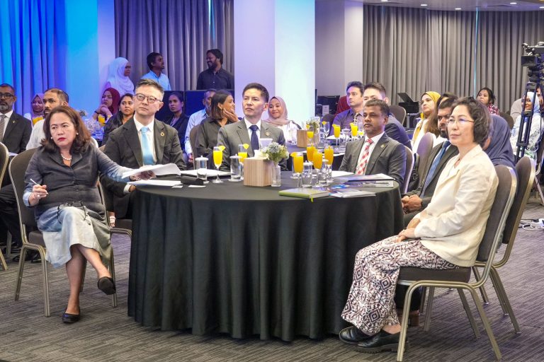 ބިދޭސީ މަސައްކަތްތެރިންގެ ޞިއްހަތާއި ބެހޭ ސިޔާސަތު އިފްތިތާހްކޮށްފި