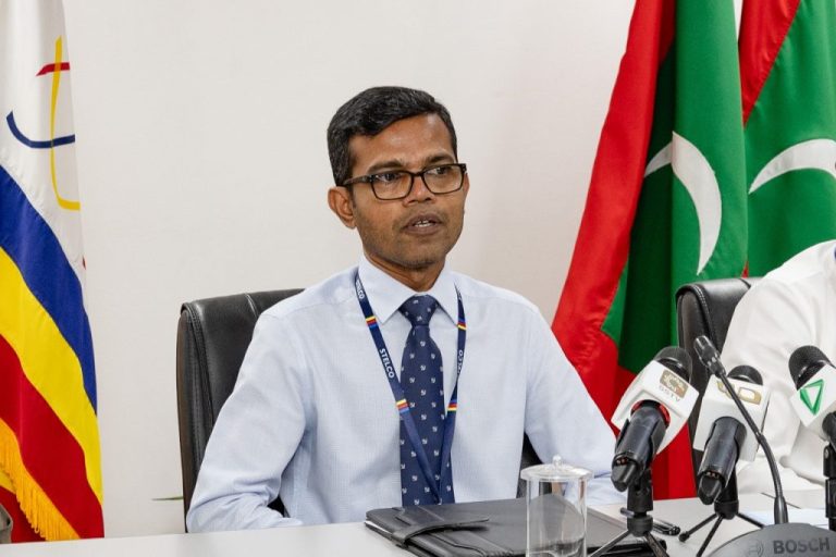 ގްރިޑަށް ކުރިމަތިވި މައްސަލަ ހައްލުކޮށް މާލެއާއި ހުޅުމާލެއަށް ކަރަންޓު ފޯރުކޮށްދީފި