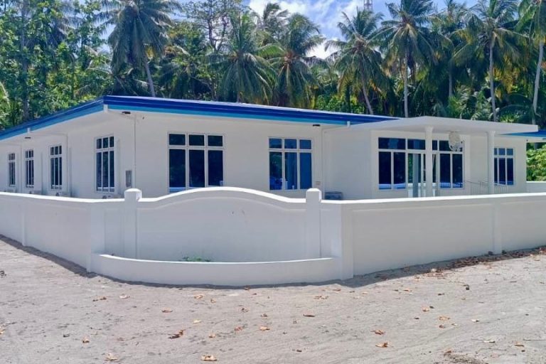 ރަތްމަންދޫ ކައުންސިލްގެ އައު އިމާރާތުގެ މަސައްކަތް ނިމިއްޖެ