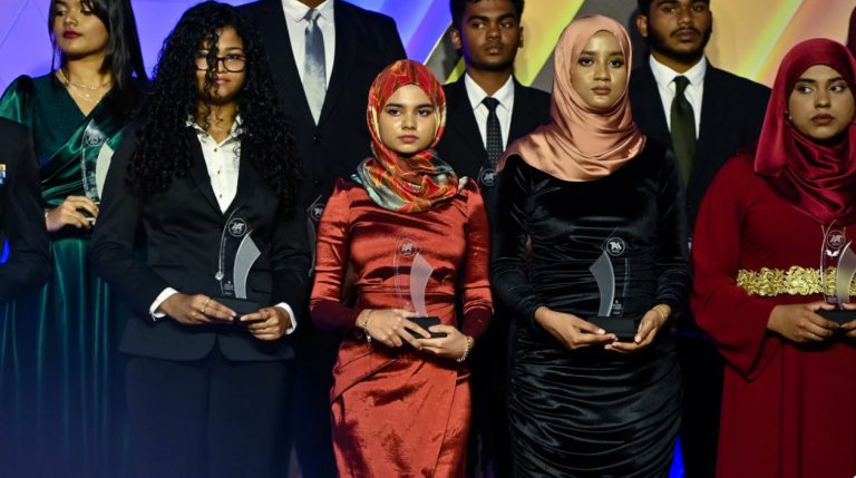 "މަތީ އަރުތަވެރީންގެ އިނާމު 2024" މި މަހު 21 އަދި 22 ގައި!