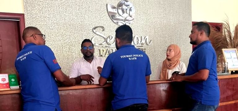 ތުލުސްދޫ ޓޫރިސްޓް ފެސިލިޓީތަކުގެ އިންސްޕެކްޝަނެއް ކުރިއަށް ގެންގޮސްފި