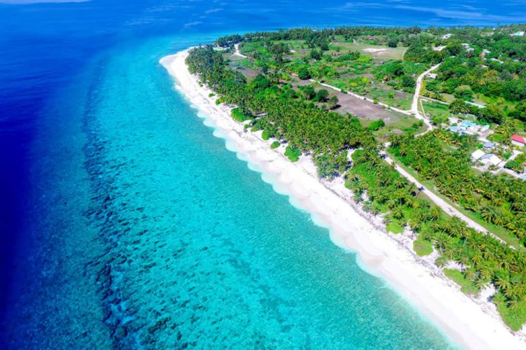 ފުވައްމުލަކުގައި މާރާމާރީއެއް ހިންގައިފި