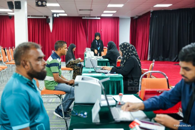 ޒަކާތު ފަންޑުން ފަގީރުންނަށް ބޭސްފަރުވާގެ އެހީގެ ގޮތުގައި ދެ މިލިއަނަށް ވުރެ ގިނަ ރުފިޔާ ދޫކޮށްފި