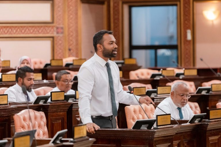 ހަނގުރާމައިގެ ސަބަބުން ކުރިމަތިވެދާނެ ދަތިތަކަށް ތައްޔާރުވުމުގެ ގޮތުން ކުއްލި މައްސަލައެއް ހުށަހަޅައިފި