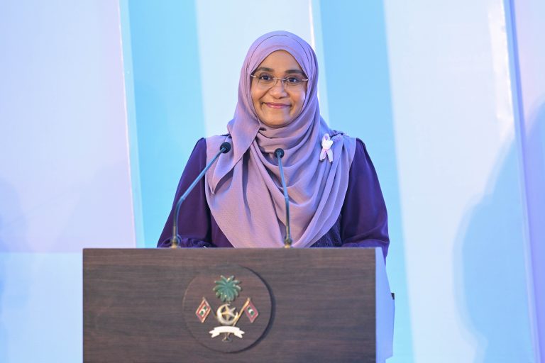 ސިއްހީ ޚިދުމަތަކީ ތަފާތު ހަނދާންތަކާއި ތަޖުރިބާތަކާއި ގުޅިފައިވާ ޚިދުމަތެއް: މެޑަމް ސާޖިދާ